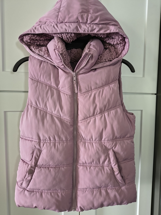 Aeropostale Jackets & Blazers - Aeropostale Pink Hooded Puffer Vest